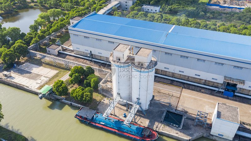 油烟净化器：2025年价格背后的技术考量**